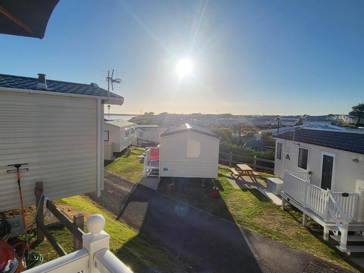 Littlesea Haven Jurrasic-Views Hotel Wyke Regis Bagian luar foto